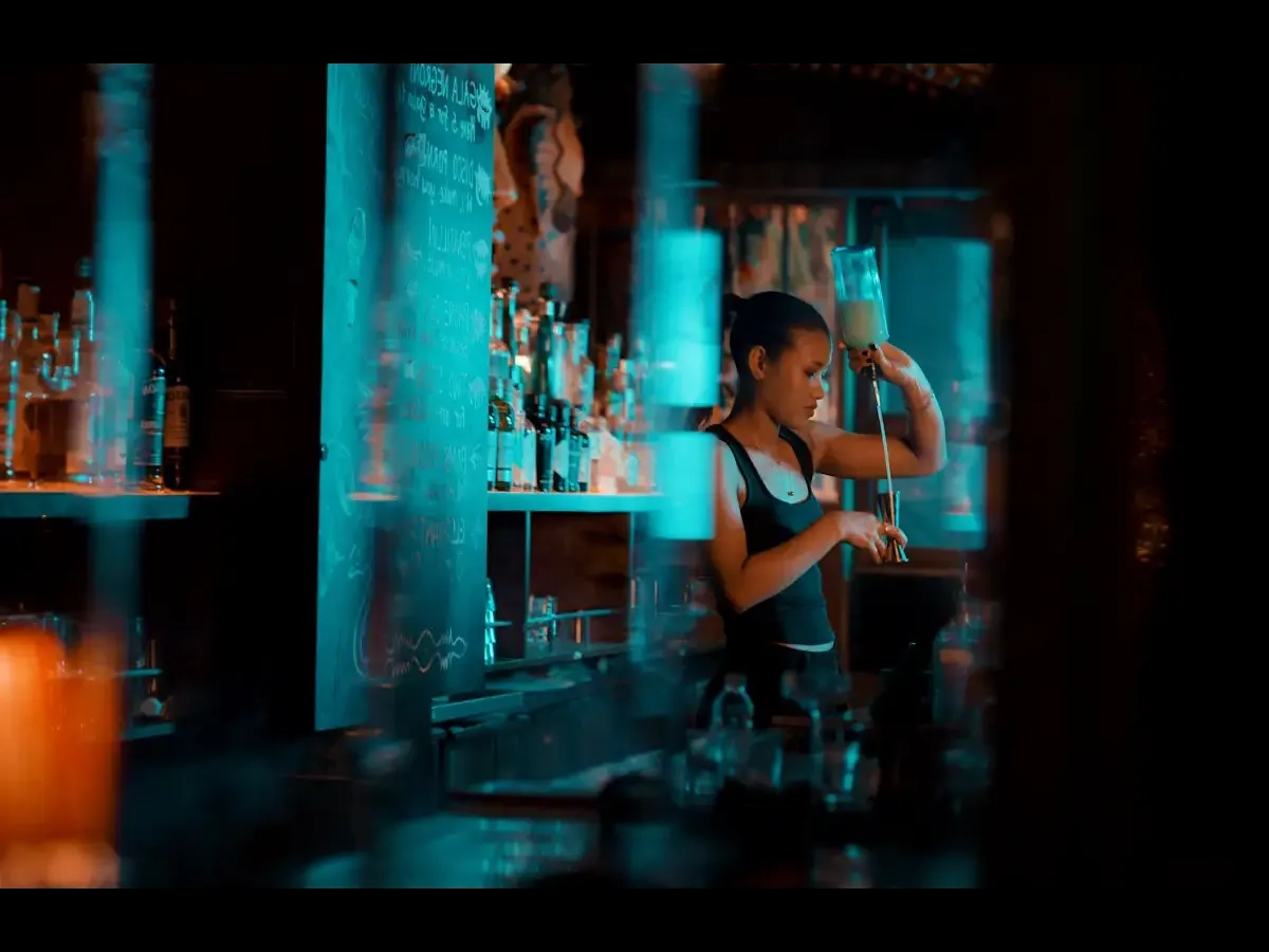 BlueStone X Sip Siren still 2