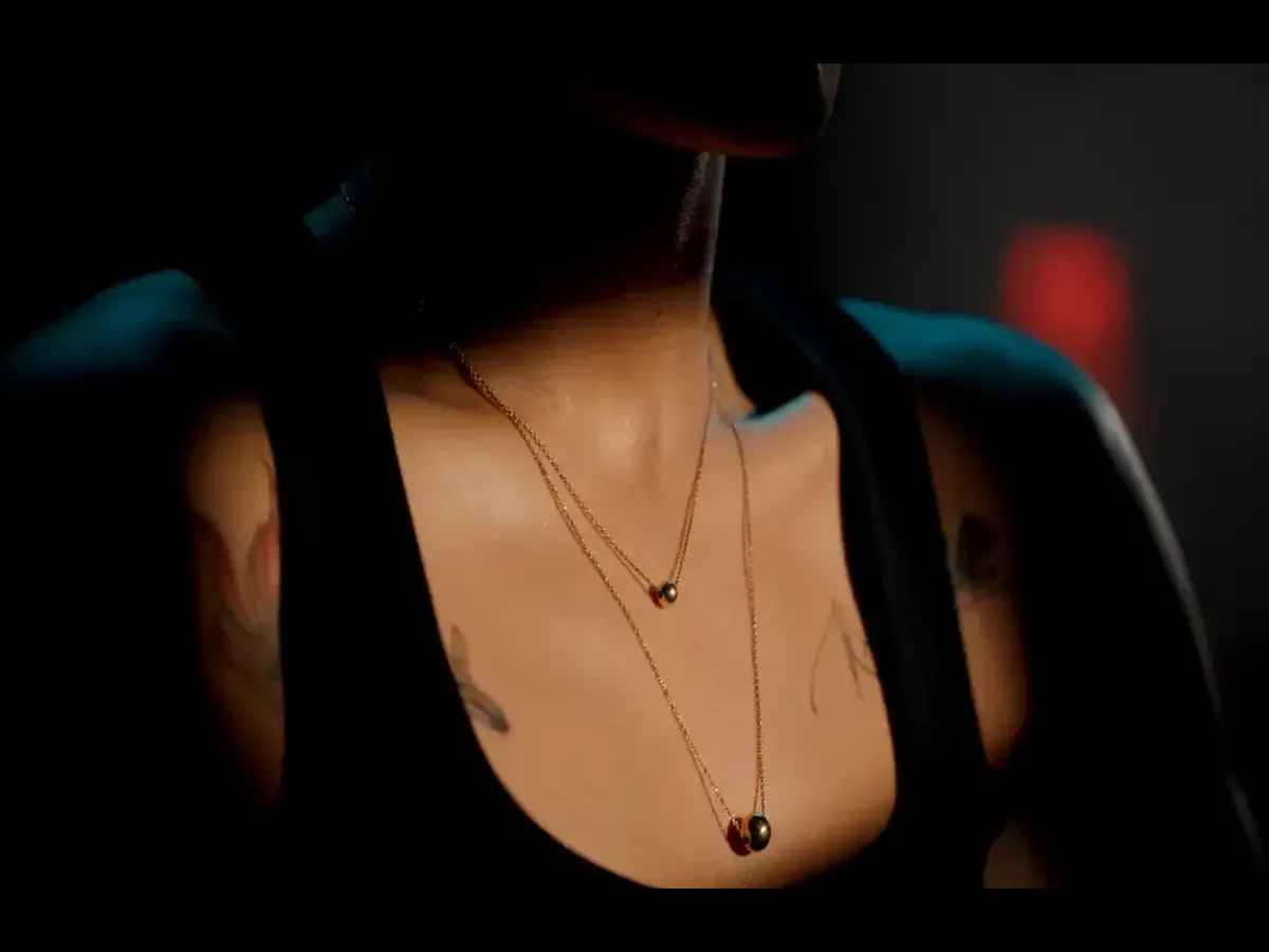 BlueStone X Sip Siren still 8